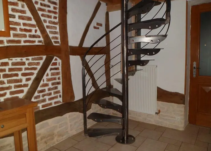 Le Paradis Frühstückspension 3*