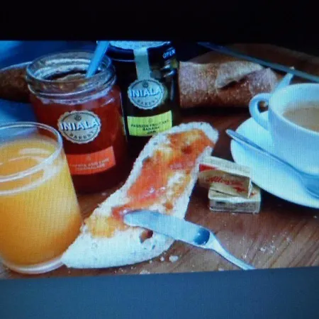 Le Paradis Bed & Breakfast