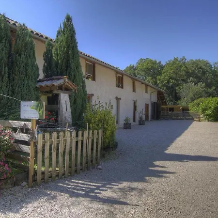 Le Paradis Bed & Breakfast